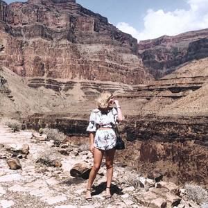 Meet your Posher, Samantha